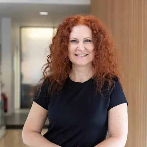 monika gullerova