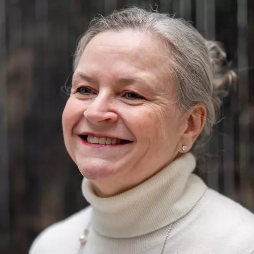 Sally Collins Headshot